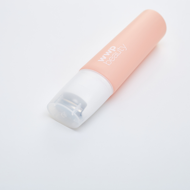 30-50 مل أداة توزيع المكياج المعدنية ذات الأسطوانة المعدنية للتدليك الواقي من الشمس أنبوب ناعم