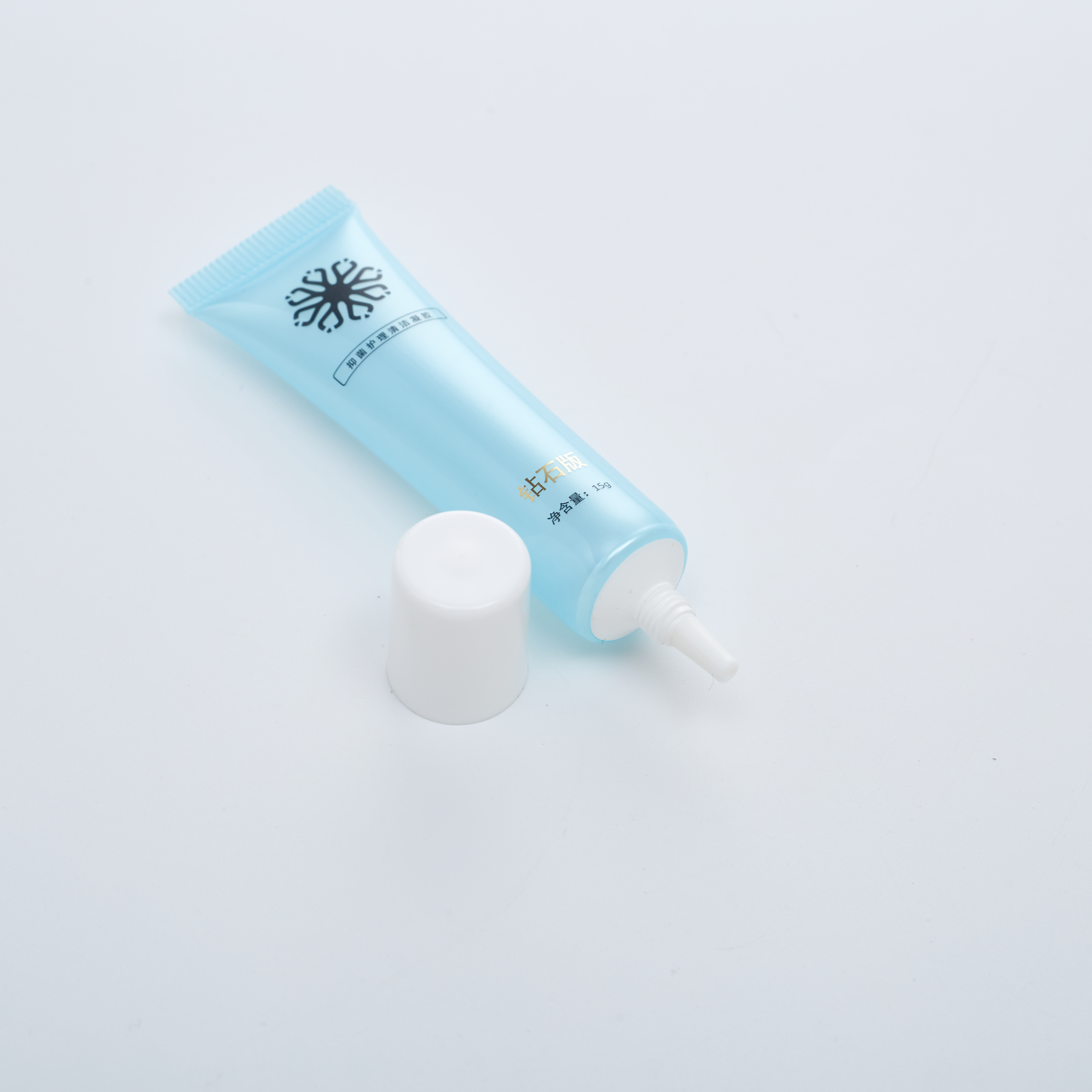 10 جرام 15 جرام جل تجميلي فارغ ذو فوهة طويلة وأنبوب ناعم